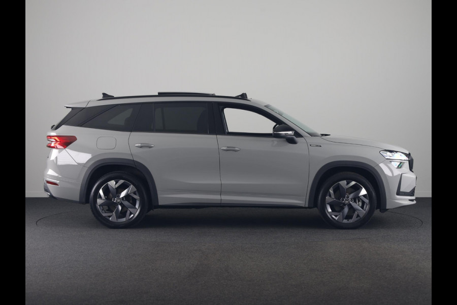 Škoda Kodiaq Sportline Business PHEV 1.5 TSI 204pk | Panoramadak | Trekhaak | Elektrisch verstelbare voorstoel met geheugen | Verwarmbare voorstoelen en achterbank |  Verlengde garantie |