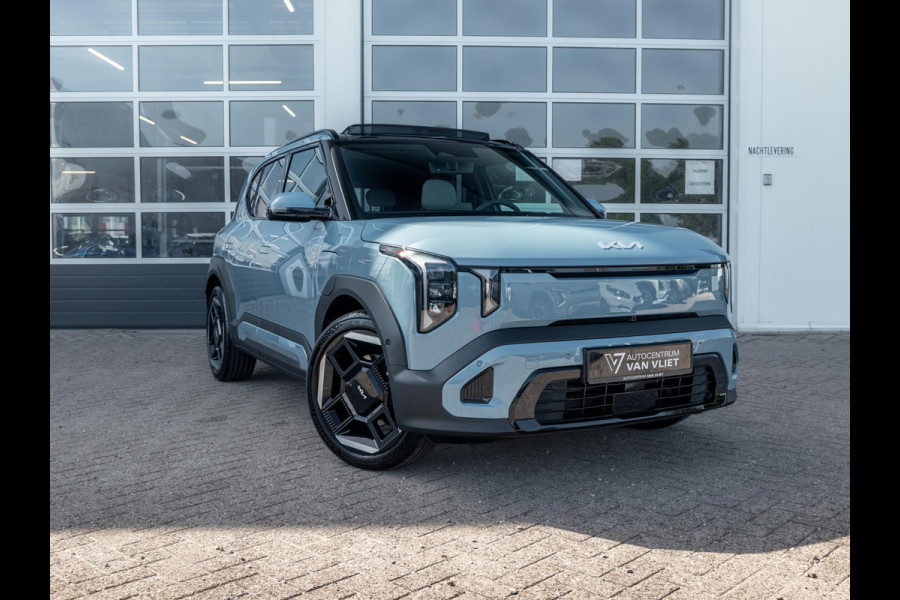 Kia EV2 GT-Line 61 kWh | 5p. | Actieprijs* | Navi. | Clima. | Adapt. Cruise. | Stoel&Stuur Verwarming | Dakrails | 15L Frunk | Harman Kardon | Glazen Kanteldak | Vegan Lederen Stoelbekleding 'GT-Line' | Slimme Parkeerassistentie | Dodehoekcamera