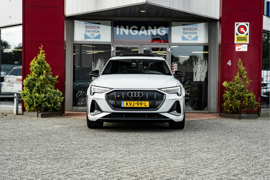 Audi e-tron S Quattro 95 kWh 503PK | ACC | TREKHAAK | HUD | 114.000.- NW PRIJS | B&O | RS Stoelen