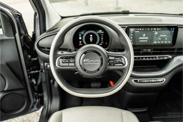 Fiat 500C La Prima 42 kWh | ACC | Apple Carplay/Android Auto