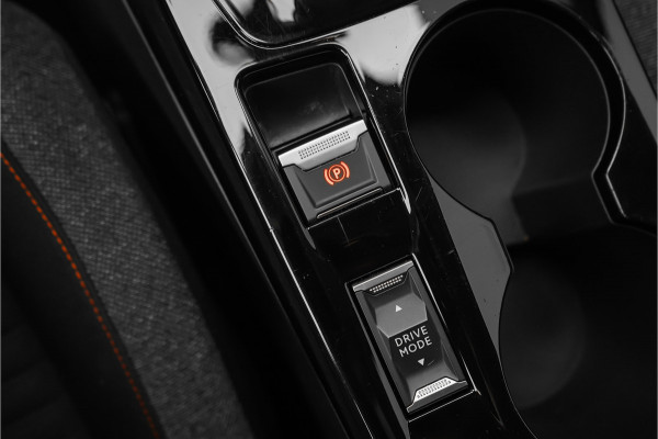 Peugeot e-2008 EV Active 50 kWh Climate Stoelverw Camera