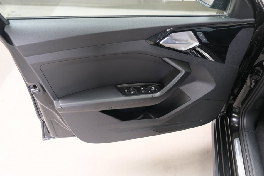 Audi A1 Sportback 25 TFSI Advanced edition - N.A.P. Airco, Cruise, Virtual display, Carplay, PDC.