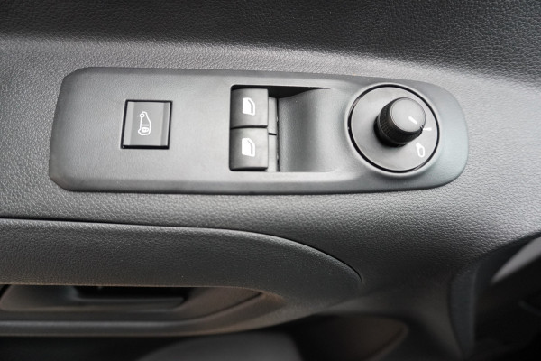 Citroën Berlingo BlueHDi L2 130PK S&S 3 Zits nr. V052 | Airco | Camera | Navi | Cruise