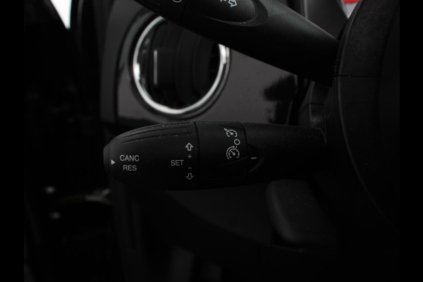 Fiat 500C 1.0 Hybrid Dolcevita Leder Navigatie Apple Carplay/Android Auto Parkeersensoren achter Cruise Control Climate Control