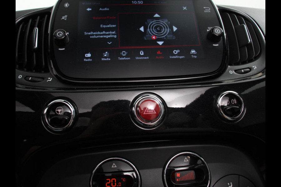Fiat 500C 1.0 Hybrid Dolcevita Leder Navigatie Apple Carplay/Android Auto Parkeersensoren achter Cruise Control Climate Control