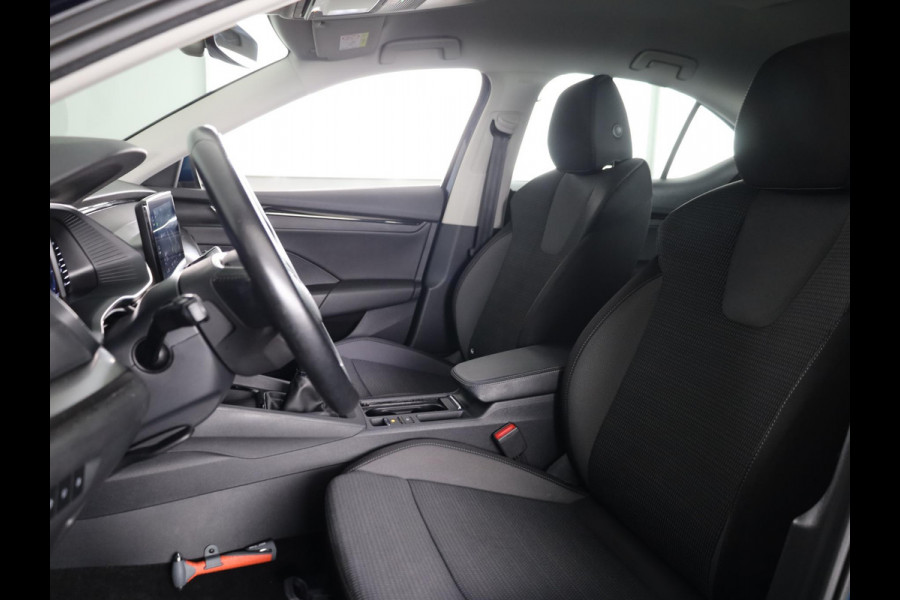 Škoda Octavia 1.0 TSI Business Edition 110 pk | Navigatie | Parkeersensoren | Keyless | Autom. airco | LED koplampen | Apple Carplay/Android Auto |