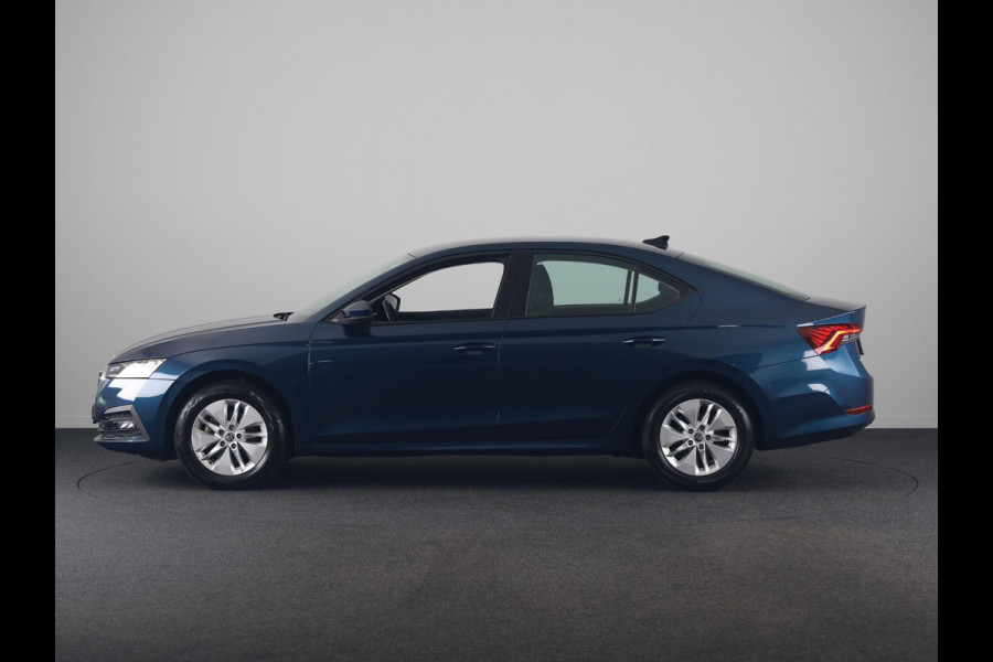 Škoda Octavia 1.0 TSI Business Edition 110 pk | Navigatie | Parkeersensoren | Keyless | Autom. airco | LED koplampen | Apple Carplay/Android Auto |