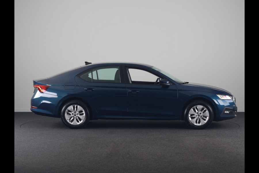 Škoda Octavia 1.0 TSI Business Edition 110 pk | Navigatie | Parkeersensoren | Keyless | Autom. airco | LED koplampen | Apple Carplay/Android Auto |