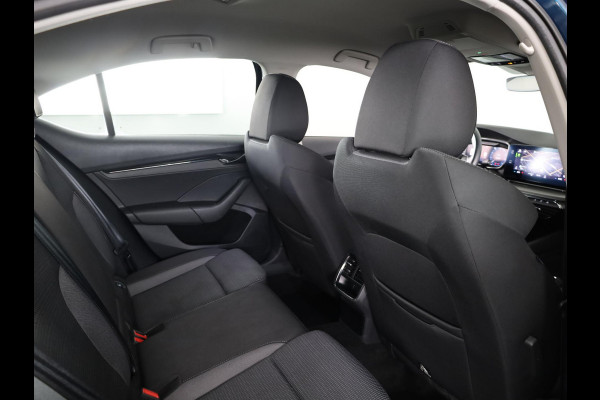 Škoda Octavia 1.0 TSI Business Edition 110 pk | Navigatie | Parkeersensoren | Keyless | Autom. airco | LED koplampen | Apple Carplay/Android Auto |