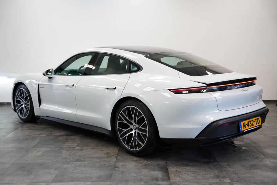 Porsche Taycan Performance 84 kWh ACC Panoramadak Leder Memory Seats