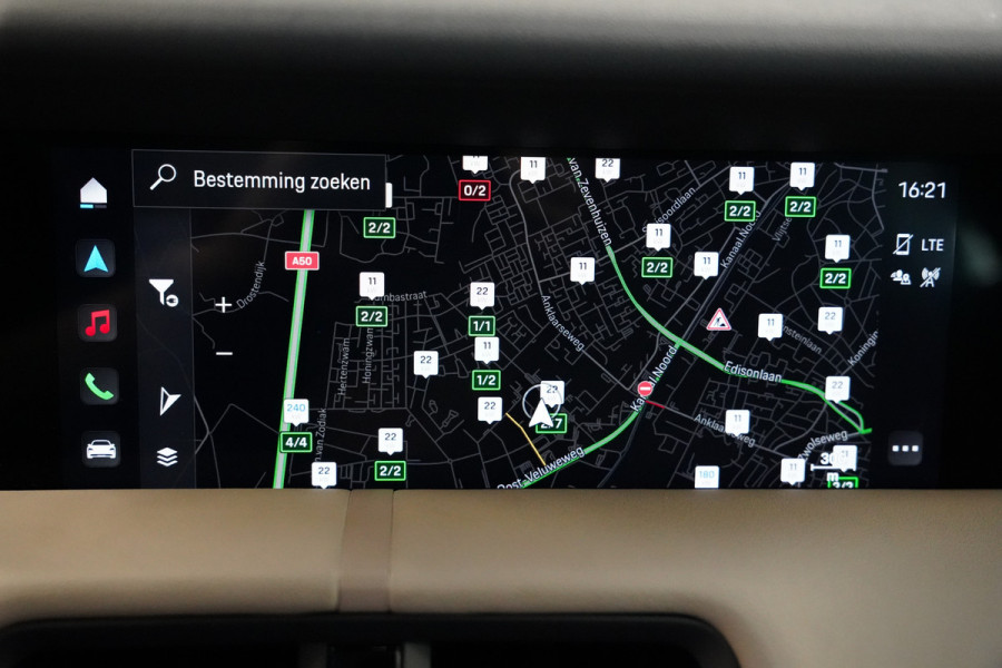 Porsche Taycan Performance 84 kWh ACC Panoramadak Leder Memory Seats