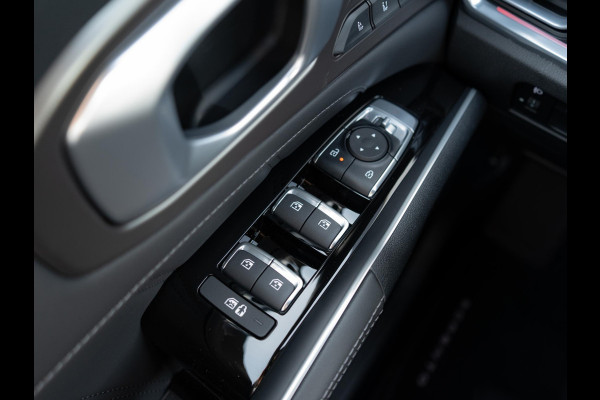 Kia Sorento 1.6 T-GDi Plug-in Hybrid 4WD ExecutiveLine 7p | Actieprijs* | 360 graden camera | Nappa leder | Head up display |