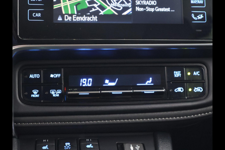 Toyota Auris 1.8 HYBRIDE EXECUTIVE AUTOMAAT GARANTIE 2029! CAMERA.STOELVERWARMING . NAVIGATIE . CRUISE CONTROL .