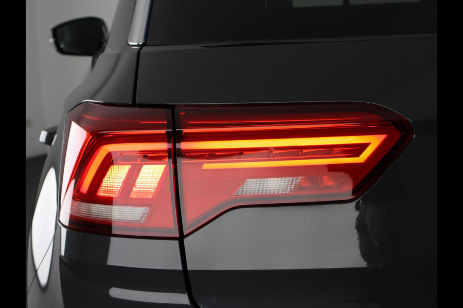 Volkswagen T-Roc 1.0 TSI STYLE 100% OH.GARANTIE TOT 10-2031* BLACKLINE .NAVI.PDC V+A.URANO GREY !