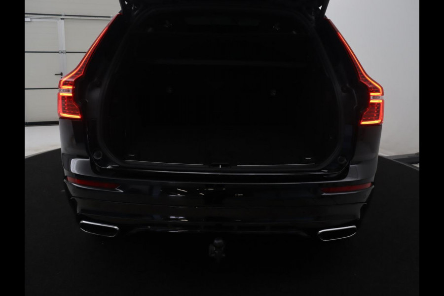 Volvo XC60 2.0 B5 R-Design | Trekhaak | Pano-Dak | LED | Harman Kardon Sound | 360 Camera
