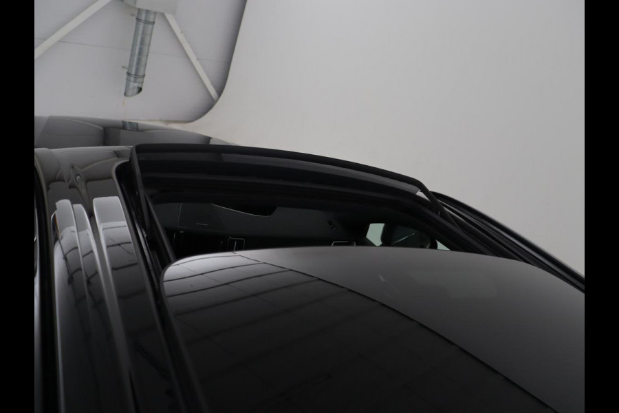 Volvo XC60 2.0 B5 R-Design | Trekhaak | Pano-Dak | LED | Harman Kardon Sound | 360 Camera