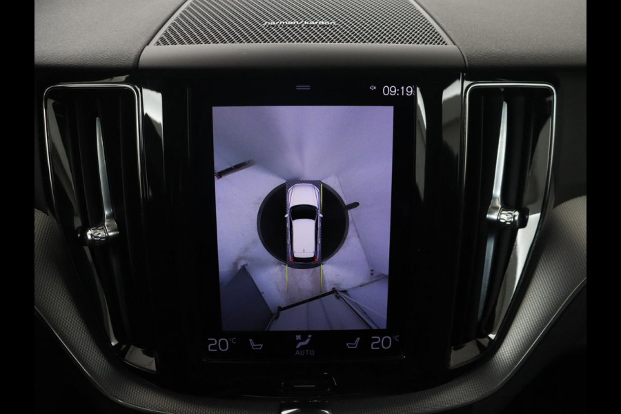 Volvo XC60 2.0 B5 R-Design | Trekhaak | Pano-Dak | LED | Harman Kardon Sound | 360 Camera