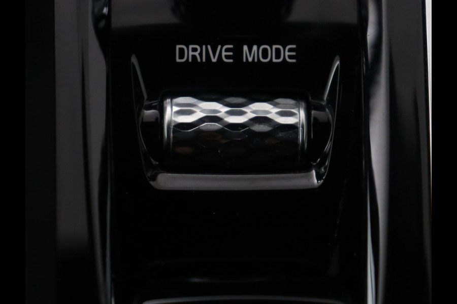Volvo XC60 2.0 B5 R-Design | Trekhaak | Pano-Dak | LED | Harman Kardon Sound | 360 Camera