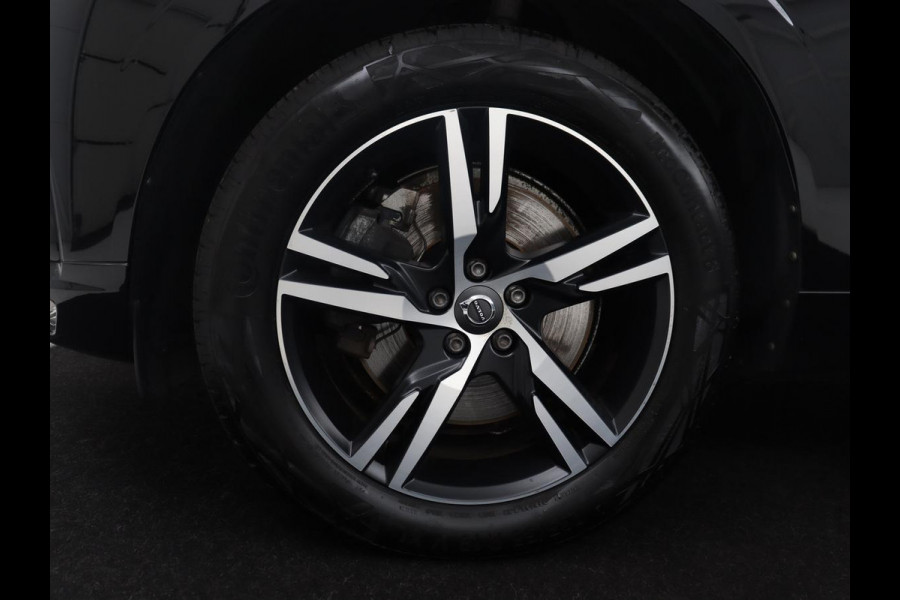 Volvo XC60 2.0 B5 R-Design | Trekhaak | Pano-Dak | LED | Harman Kardon Sound | 360 Camera