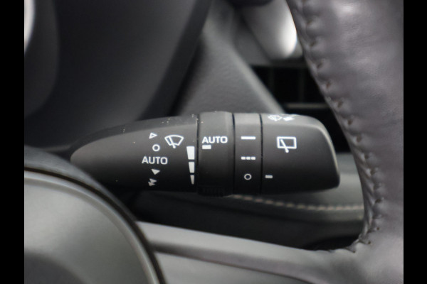 Toyota RAV4 2.5 HYBRID BI-TONE BLACKSTYLE GARANTIE 9-2030* PDC VOOR & ACHTER . APPLE CARPLAY & ANDROID AUTO .
