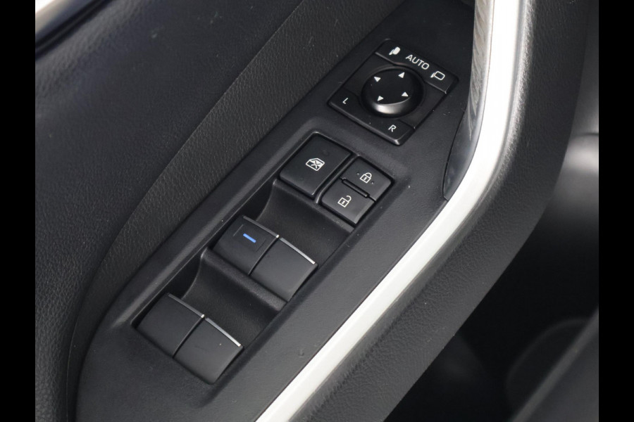 Toyota RAV4 2.5 HYBRID BI-TONE BLACKSTYLE GARANTIE 9-2030* PDC VOOR & ACHTER . APPLE CARPLAY & ANDROID AUTO .