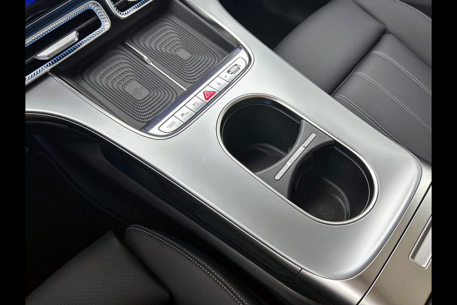 Mercedes-Benz C-Klasse 400 4MATIC Business Solution Luxury 94 kWh | Plus pakket | Parkeerpakket | Vast panoramadak | 19” multispaaks lichtmetalen velgen | URBAN GUARD |
