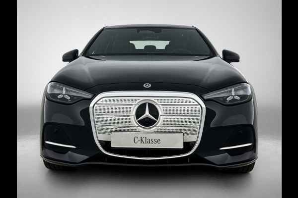 Mercedes-Benz C-Klasse 400 4MATIC Business Solution Luxury 94 kWh | Plus pakket | Parkeerpakket | Vast panoramadak | 19” multispaaks lichtmetalen velgen | URBAN GUARD |