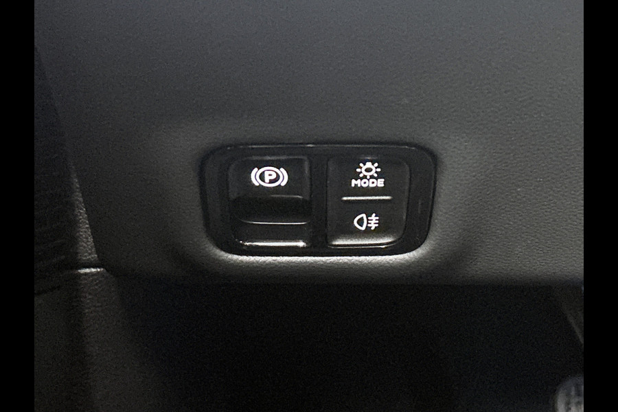 Mercedes-Benz C-Klasse 400 4MATIC Business Solution Luxury 94 kWh | Plus pakket | Parkeerpakket | Vast panoramadak | 19” multispaaks lichtmetalen velgen | URBAN GUARD |