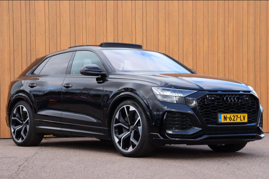 Audi RSQ8 4.0TFSI quattro Dynamic plus Exclusive Keramisch B&O trekhaak schuifdak massage hud enz.