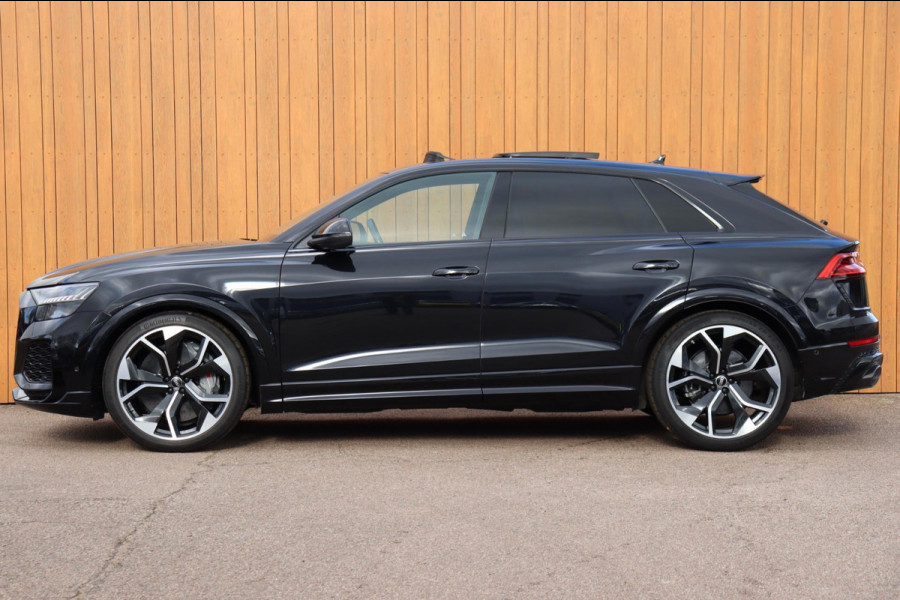 Audi RSQ8 4.0TFSI quattro Dynamic plus Exclusive Keramisch B&O trekhaak schuifdak massage hud enz.