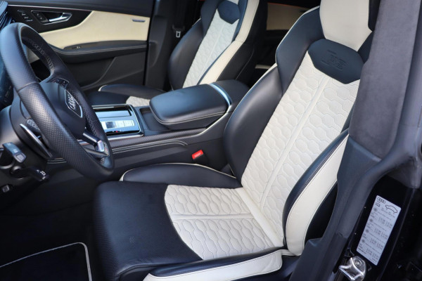 Audi RSQ8 4.0TFSI quattro Dynamic plus Exclusive Keramisch B&O trekhaak schuifdak massage hud enz.