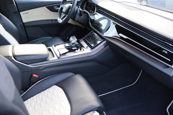 Audi RSQ8 4.0TFSI quattro Dynamic plus Exclusive Keramisch B&O trekhaak schuifdak massage hud enz.