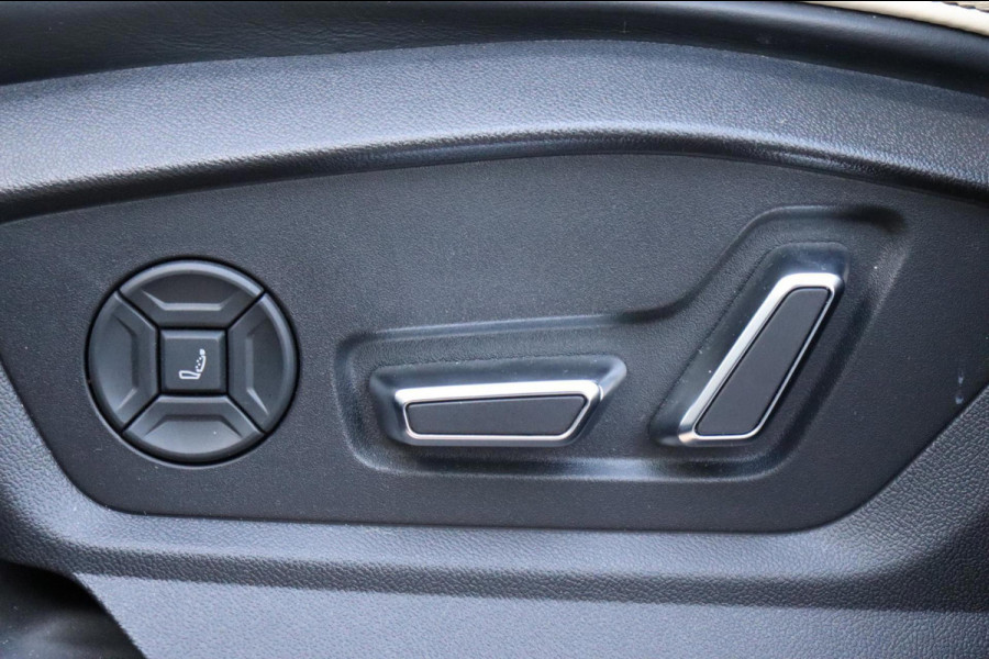 Audi RSQ8 4.0TFSI quattro Dynamic plus Exclusive Keramisch B&O trekhaak schuifdak massage hud enz.