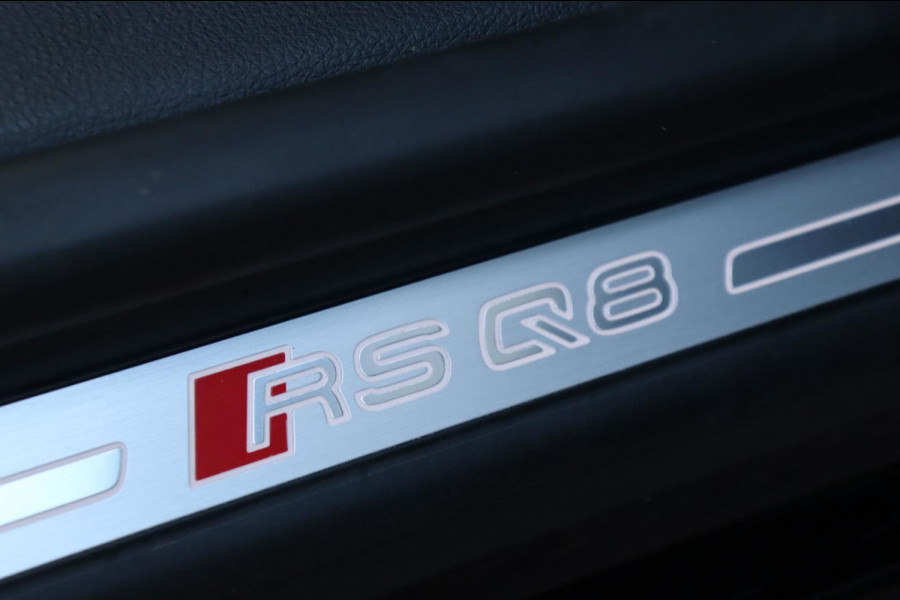 Audi RSQ8 4.0TFSI quattro Dynamic plus Exclusive Keramisch B&O trekhaak schuifdak massage hud enz.