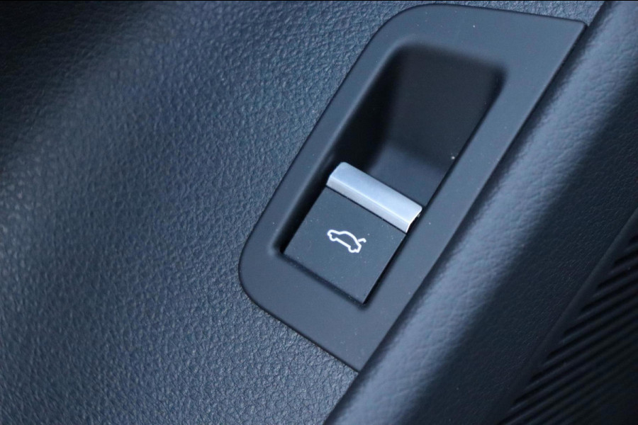 Audi RSQ8 4.0TFSI quattro Dynamic plus Exclusive Keramisch B&O trekhaak schuifdak massage hud enz.
