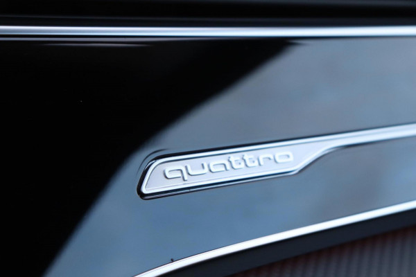 Audi RSQ8 4.0TFSI quattro Dynamic plus Exclusive Keramisch B&O trekhaak schuifdak massage hud enz.