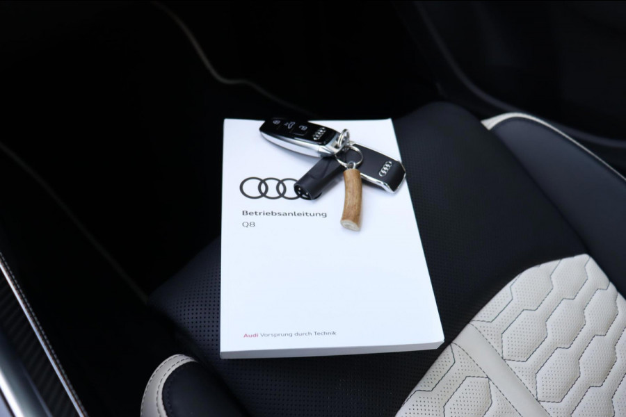 Audi RSQ8 4.0TFSI quattro Dynamic plus Exclusive Keramisch B&O trekhaak schuifdak massage hud enz.