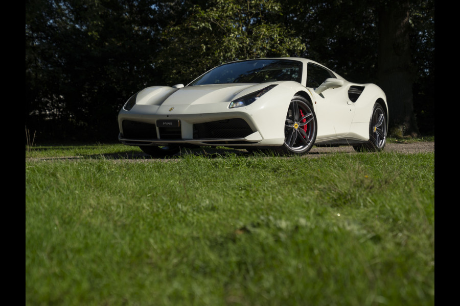 Ferrari 488 3.9 Spider HELE | Carbon ext. | New Power 06-2028 | Lift | CarPlay