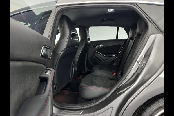 Mercedes-Benz CLA-Klasse Shooting Brake 180 Business Solution AMG *AUT | LEATHER-MICROFIBRE | FULL-LED | HEATED-SPORTSEATS | AMBIENTLIGHT | NAVI-FULLMAP | CAMERA | PRIVACY-GLASS | 18''ALU*