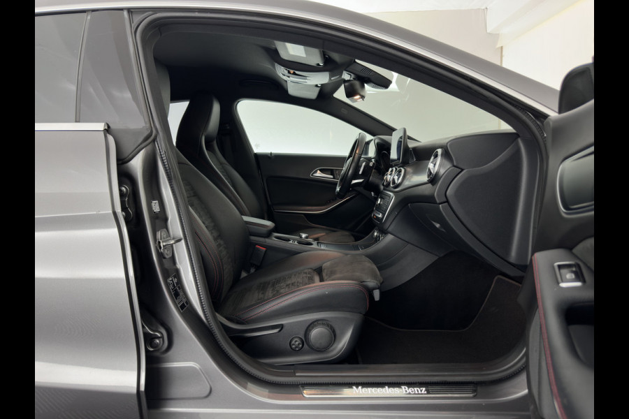 Mercedes-Benz CLA-Klasse Shooting Brake 180 Business Solution AMG *AUT | LEATHER-MICROFIBRE | FULL-LED | HEATED-SPORTSEATS | AMBIENTLIGHT | NAVI-FULLMAP | CAMERA | PRIVACY-GLASS | 18''ALU*