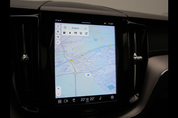 Volvo XC60 T8 AWD Plus Dark LONG RANGE PHEV 456pk Dealer O.H | Panodak | 360 Camera | Adaptive Cruise | Head Up | Adaptieve Full LED Koplampen |  Sportstoelen Memory & Verwarmd | Google Assistant | Apple Carplay | Keyless | Navigatie | Virtual | DAB |  Plug In Hybrid |