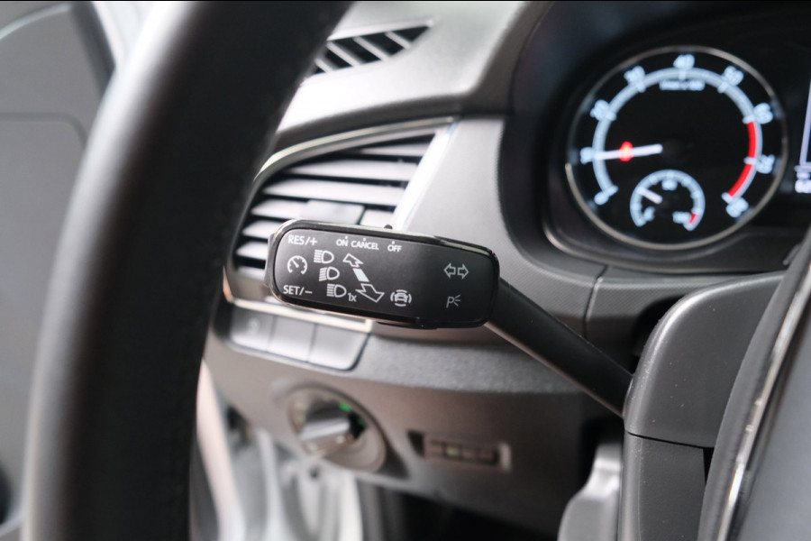 Škoda Fabia Combi 1.0 TSI Ambition - N.A.P. Airco, Cruise, Navi, PDC, Carplay.