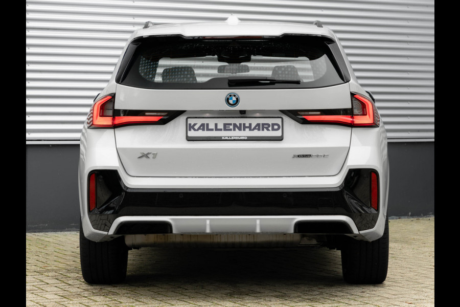 BMW X1 xDrive25e M-Sport - Stoelverwarming - Camera - Adaptive LED