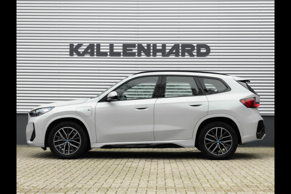 BMW X1 xDrive25e M-Sport - Stoelverwarming - Camera - Adaptive LED