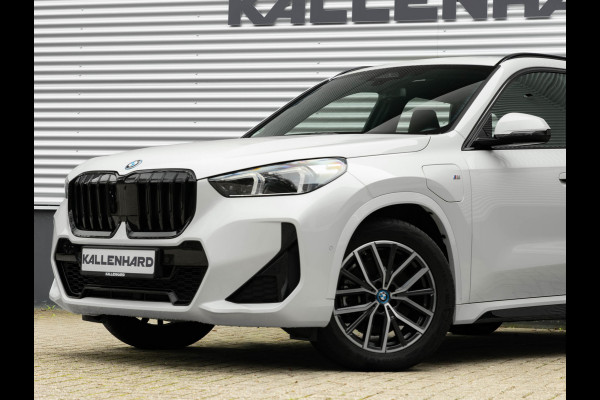 BMW X1 xDrive25e M-Sport - Stoelverwarming - Camera - Adaptive LED