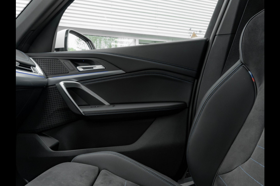BMW X1 xDrive25e M-Sport - Stoelverwarming - Camera - Adaptive LED