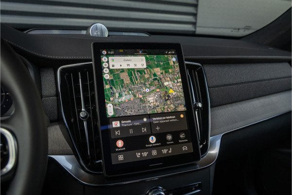 Volvo XC90 2.0 T8 Plug-in hybrid AWD Ultra Dark Luchtvering- Bowers & Wilkins