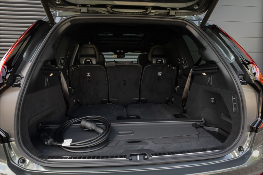 Volvo XC90 2.0 T8 Plug-in hybrid AWD Ultra Dark Luchtvering- Bowers & Wilkins