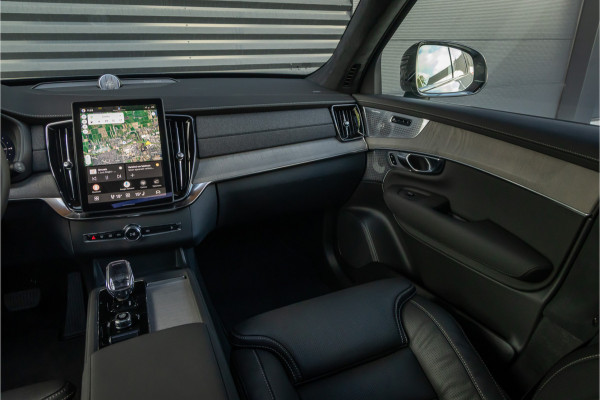 Volvo XC90 2.0 T8 Plug-in hybrid AWD Ultra Dark Luchtvering- Bowers & Wilkins