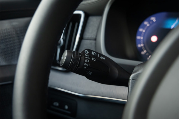 Volvo XC90 2.0 T8 Plug-in hybrid AWD Ultra Dark Luchtvering- Bowers & Wilkins